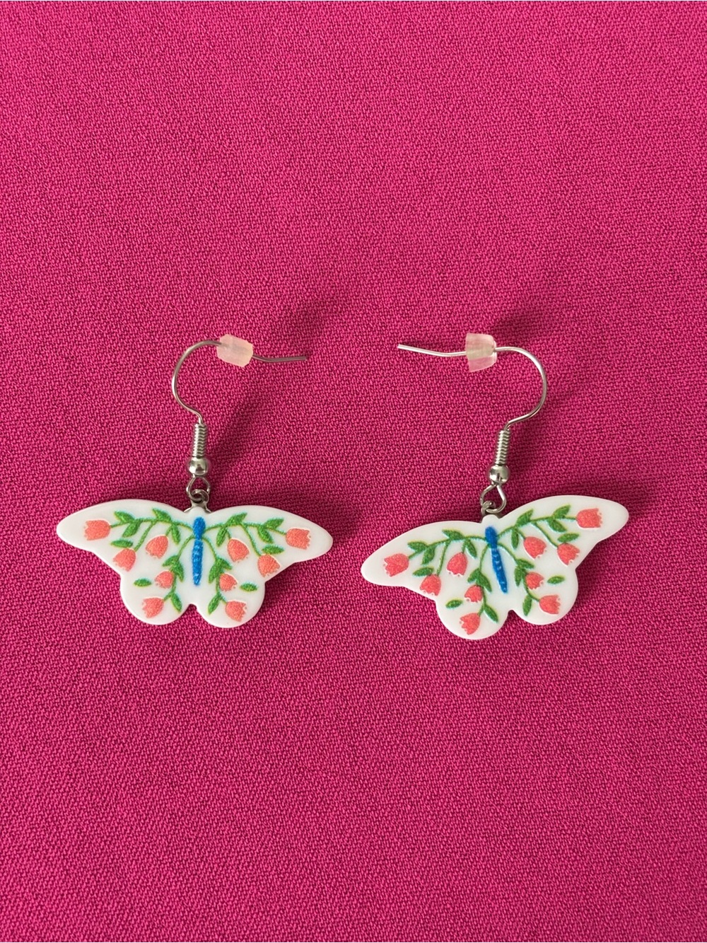 Fairytale White Floral Dangle Earrings